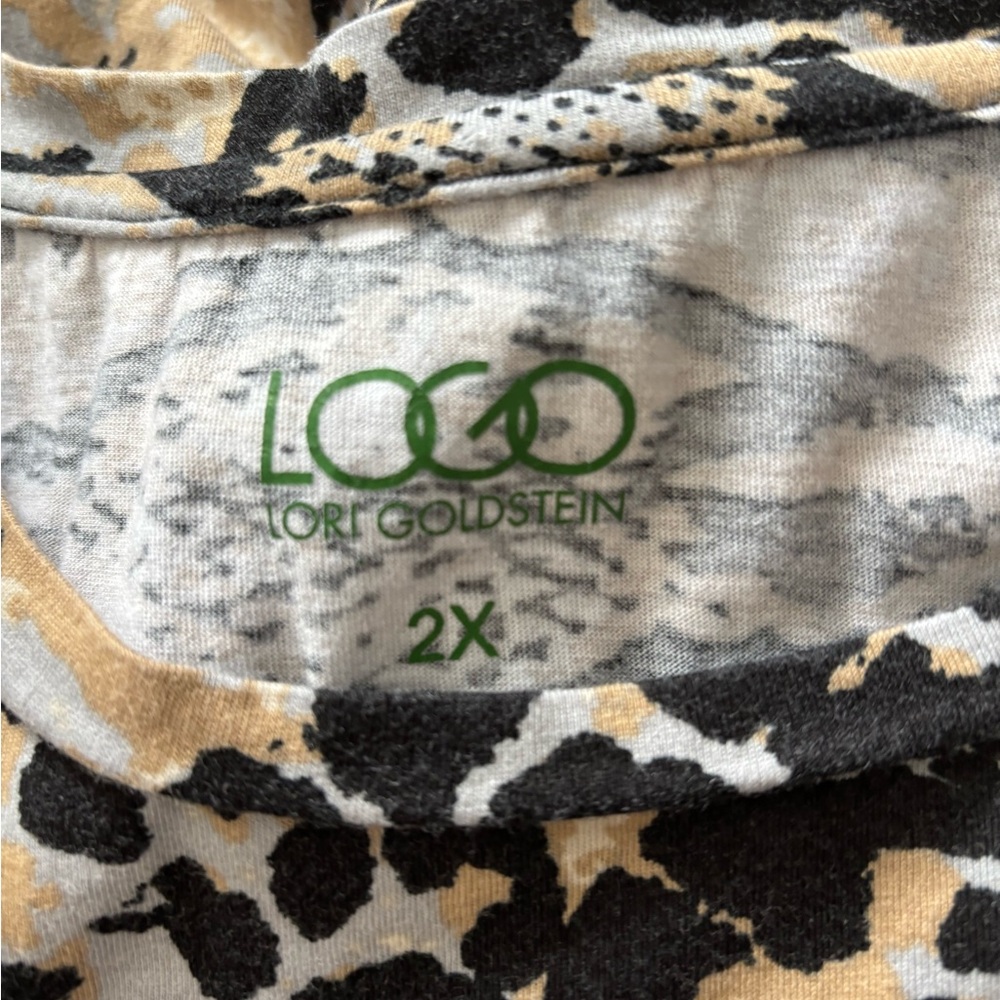 Logo brand 2x top so cute!